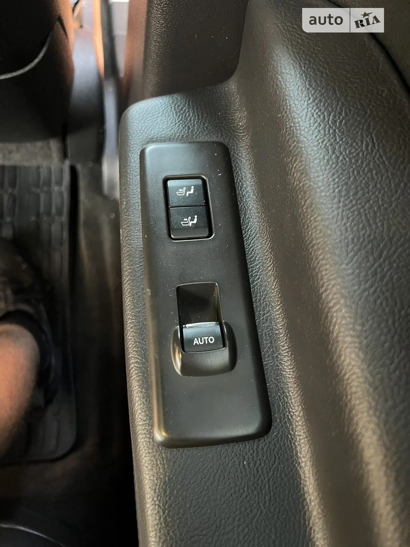 2018 Lincoln MKT - мініатюра 19