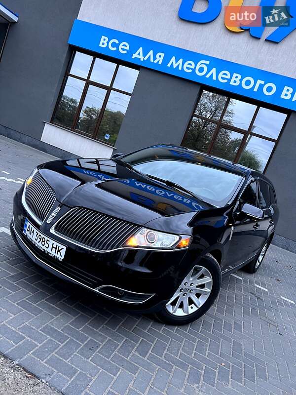 Внедорожник / Кроссовер Lincoln MKT 2016 в Житомире