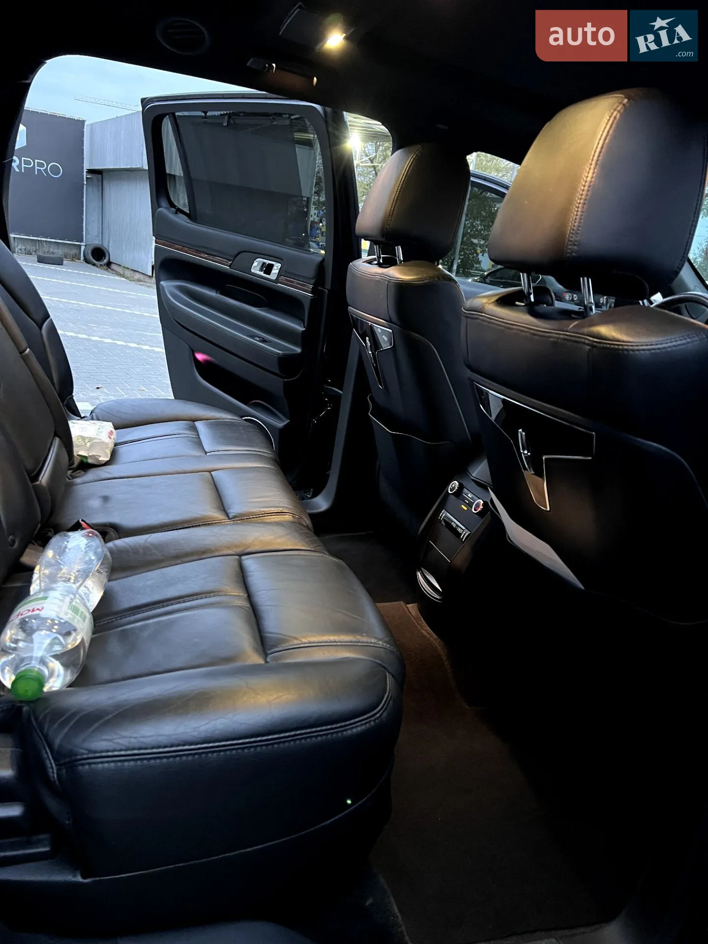 2016 Lincoln MKT - мініатюра 20