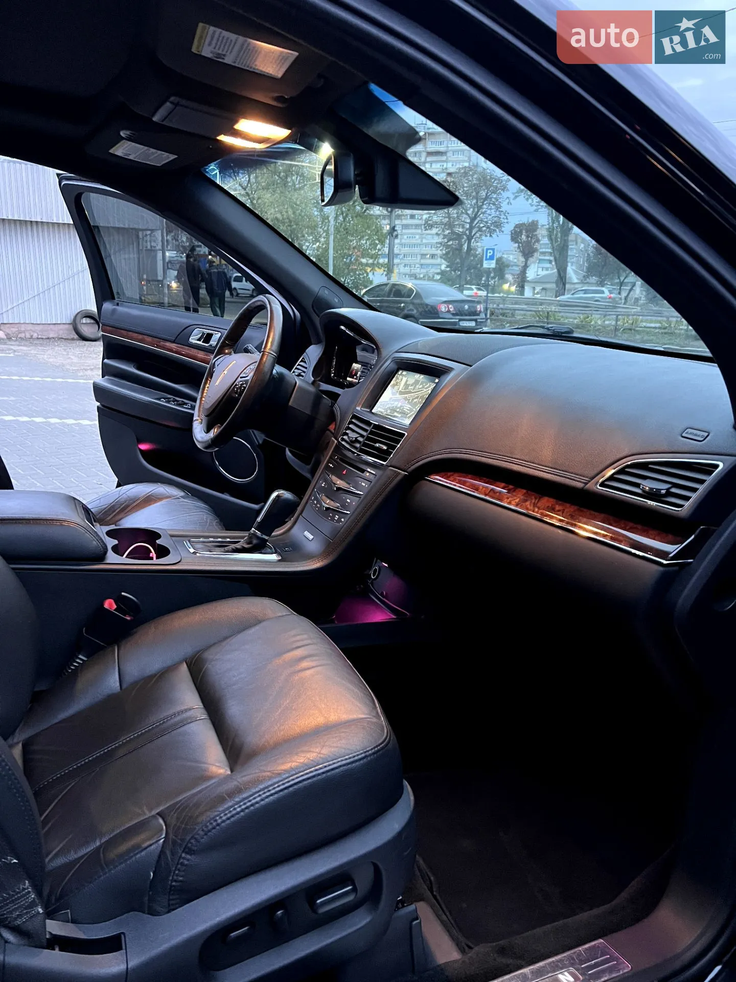 2016 Lincoln MKT - мініатюра 24