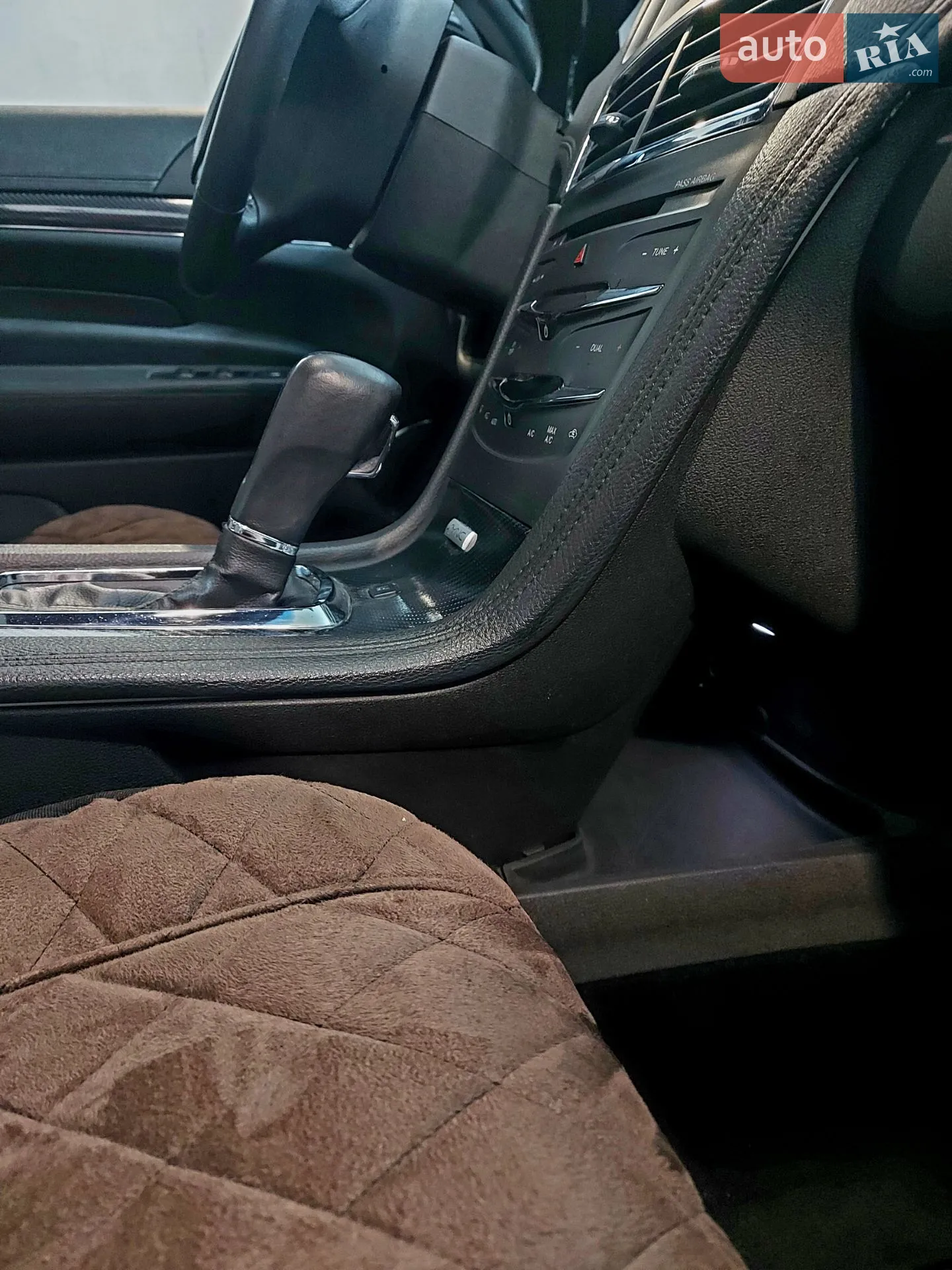 2017 Lincoln MKT - мініатюра 110