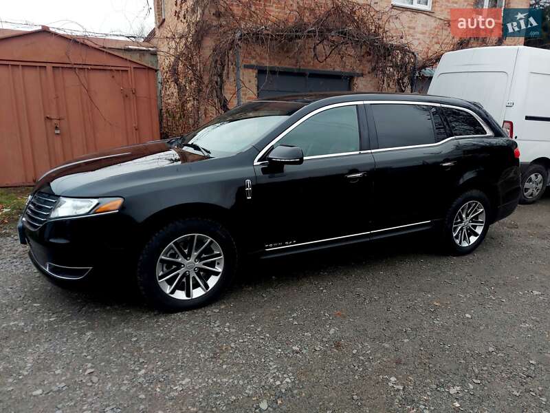 Внедорожник / Кроссовер Lincoln MKT 2017 в Виннице