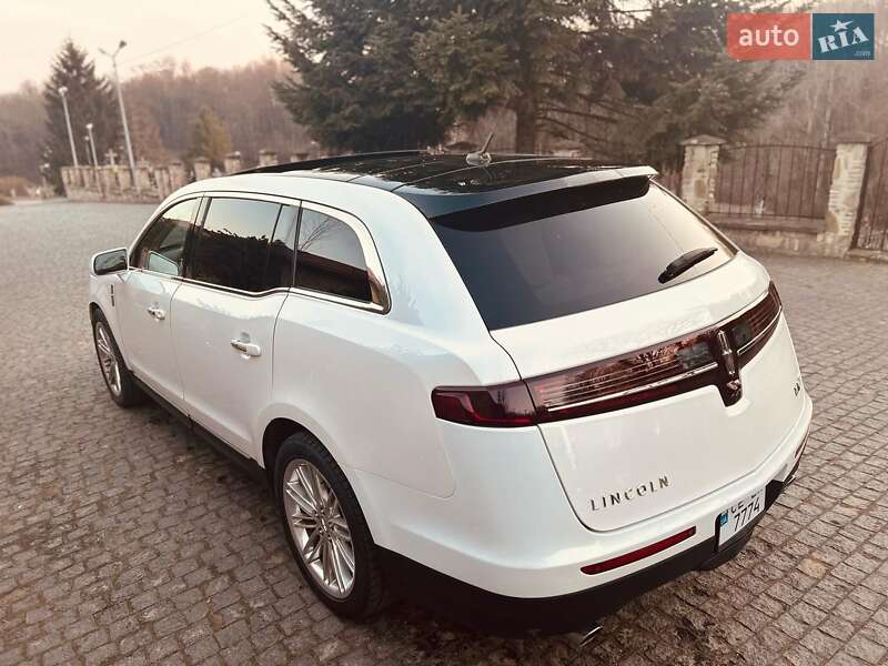 Внедорожник / Кроссовер Lincoln MKT 2018 в Черновцах