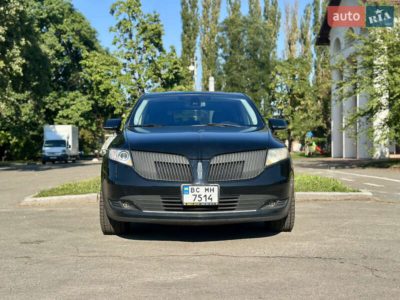 Внедорожник / Кроссовер Lincoln MKT 2016 в Киеве