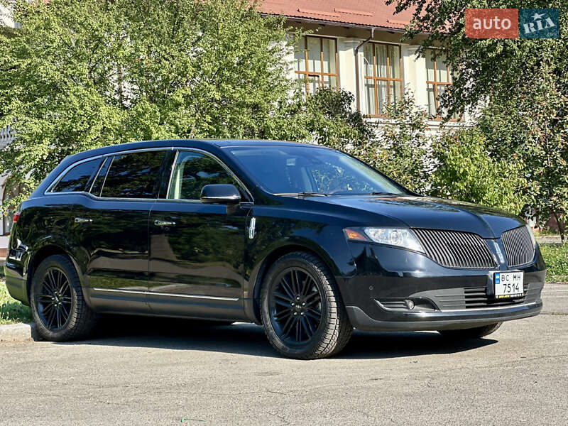 Внедорожник / Кроссовер Lincoln MKT 2016 в Киеве