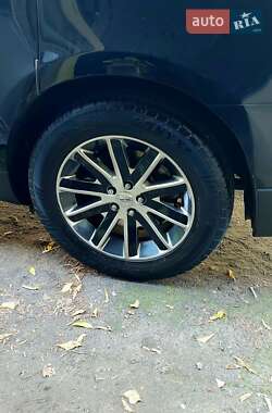 Внедорожник / Кроссовер Lincoln MKT 2017 в 