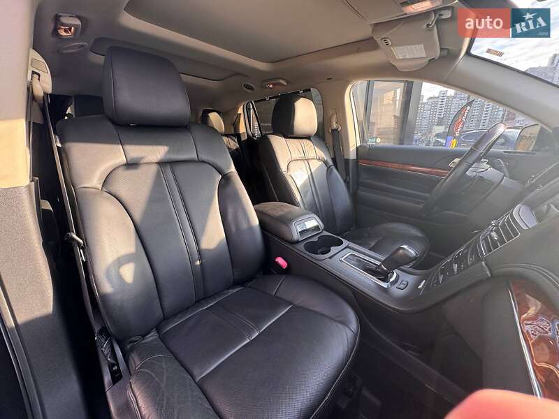 Внедорожник / Кроссовер Lincoln MKT 2016 в Киеве фото 40 Внедорожник / Кроссовер Lincoln MKT 2016 в Киеве
