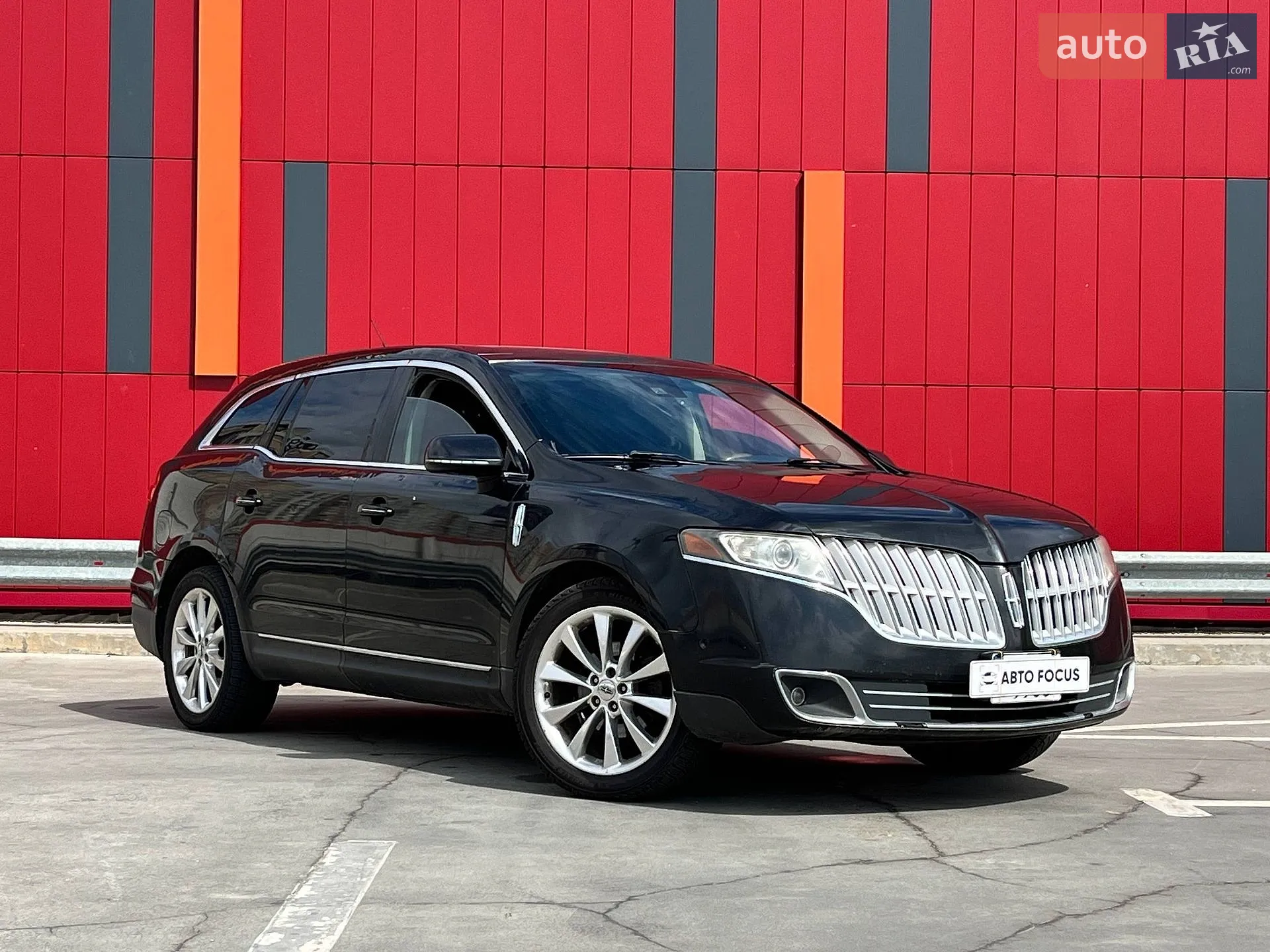 Lincoln MKT 2012