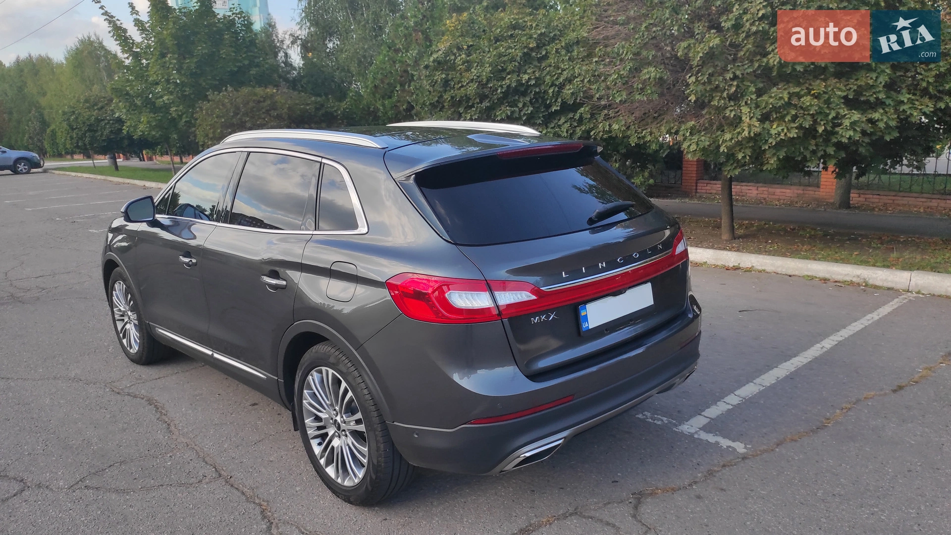 2017 Lincoln MKX - мініатюра 25