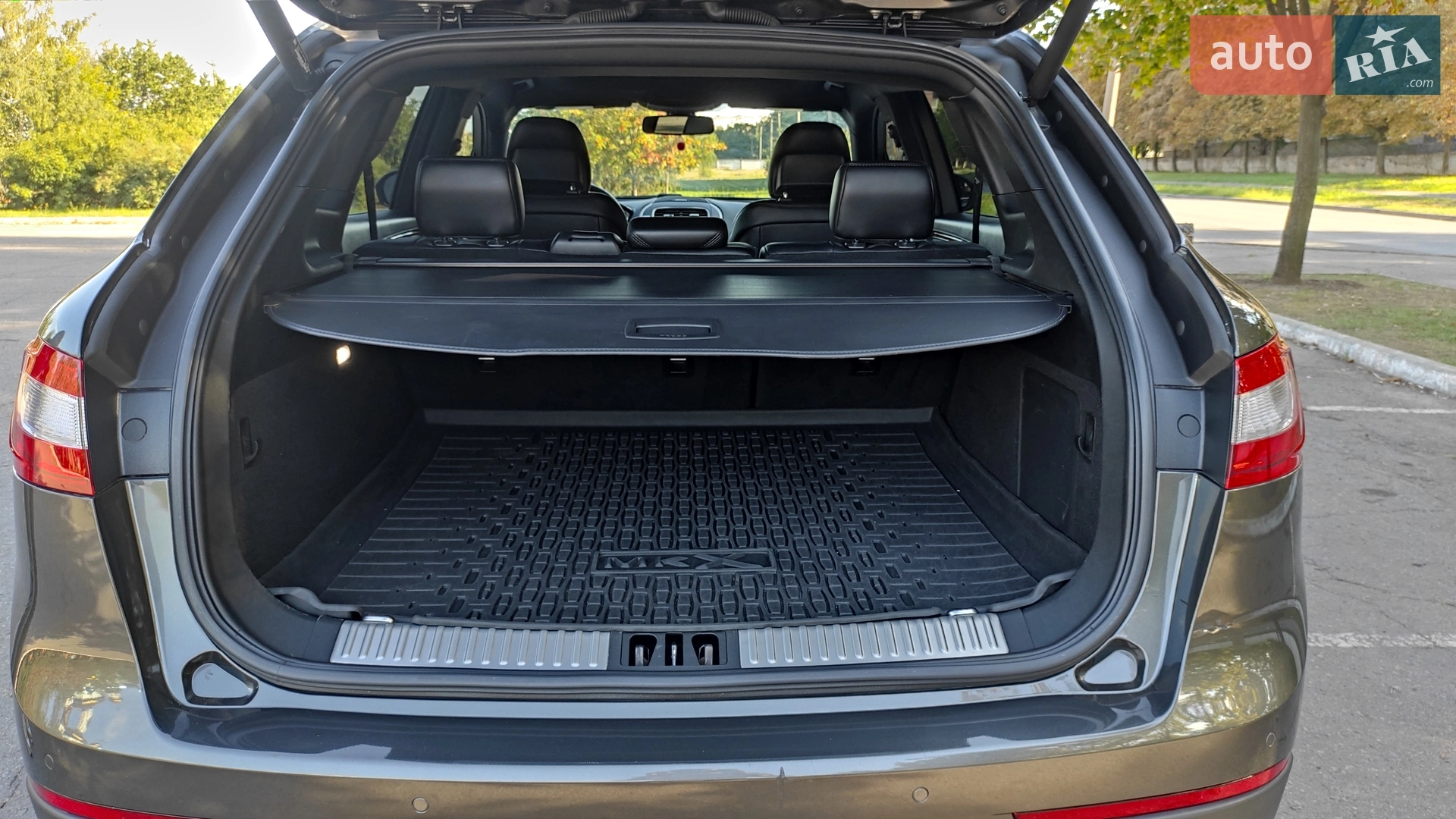 2017 Lincoln MKX - мініатюра 29