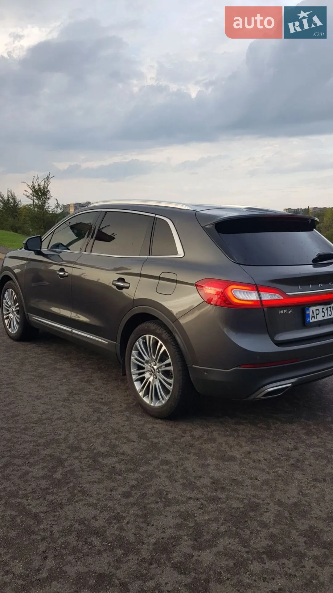 2017 Lincoln MKX - мініатюра 43