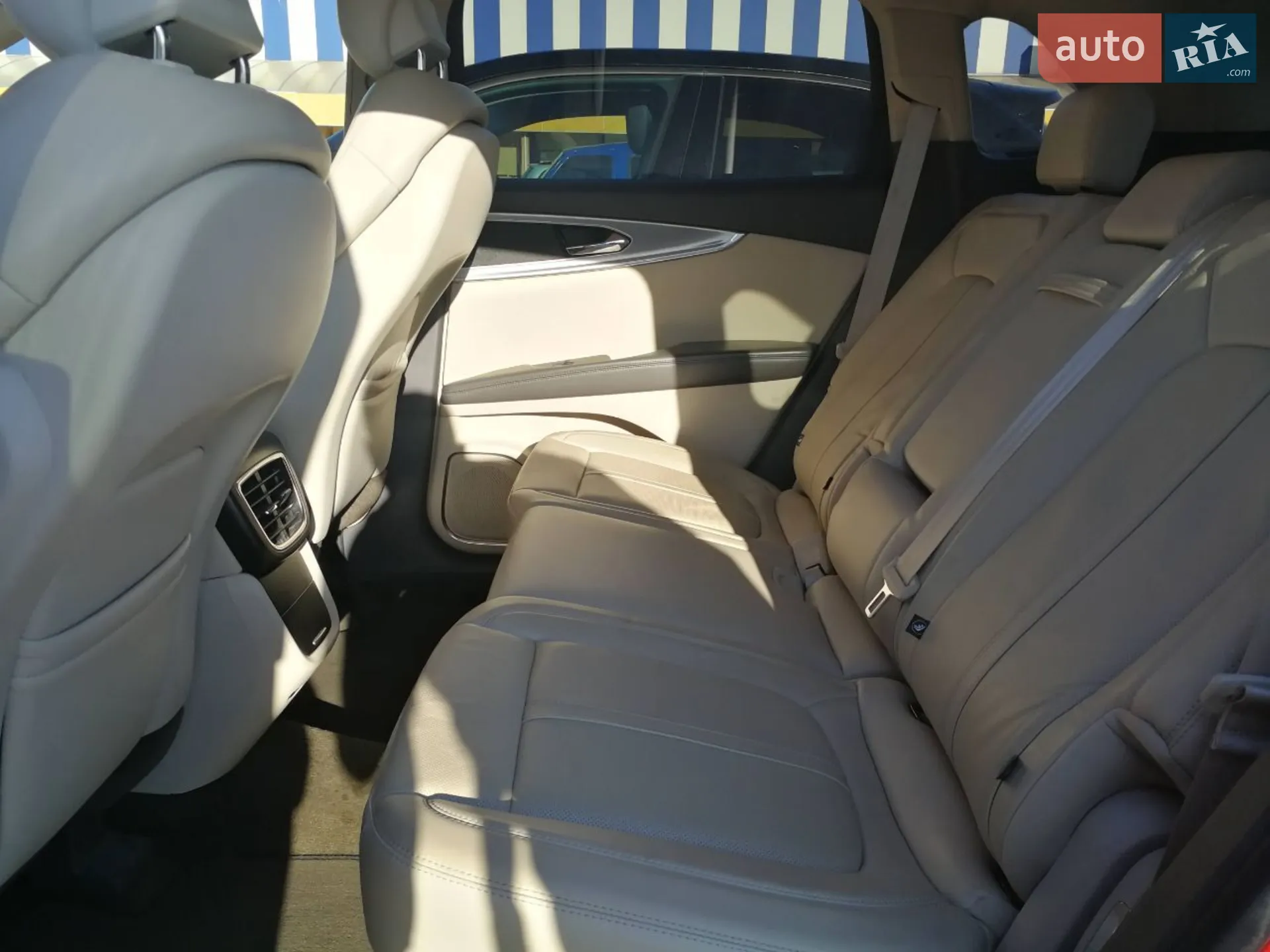 2015 Lincoln MKX - мініатюра 8