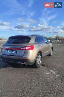 Позашляховик / Кросовер Lincoln MKX 2018 в 
