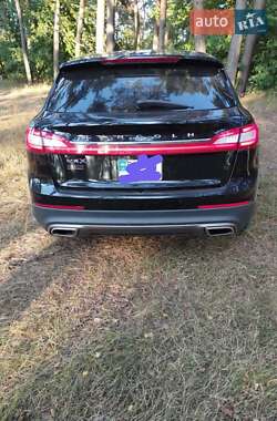Внедорожник / Кроссовер Lincoln MKX 2015 в 