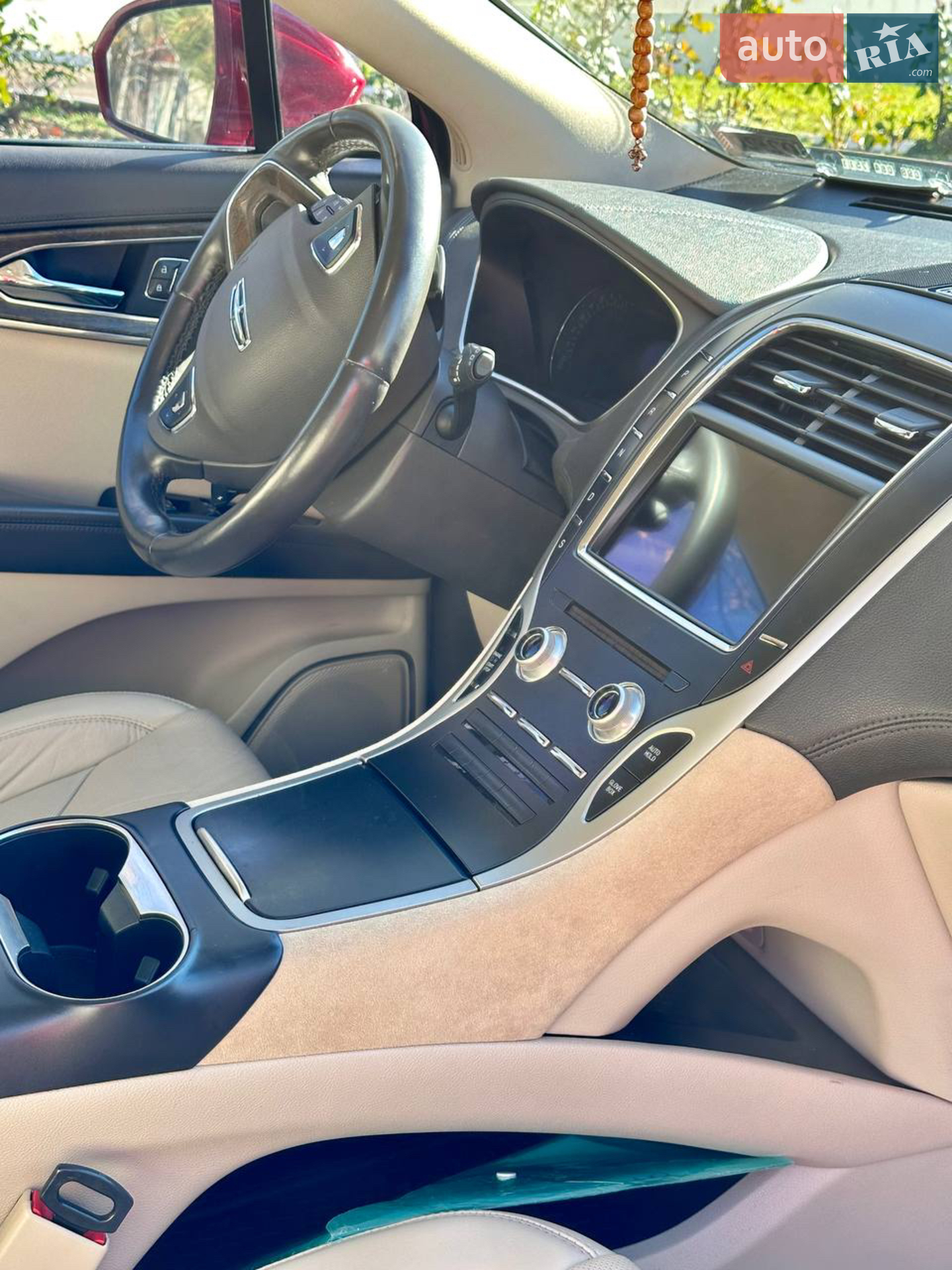 2017 Lincoln MKX - мініатюра 15
