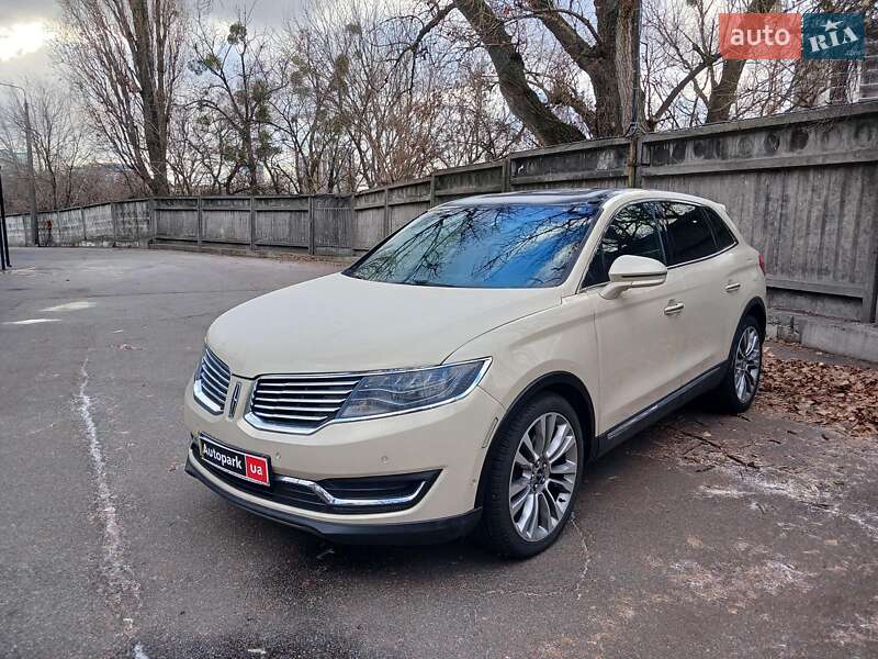 Внедорожник / Кроссовер Lincoln MKX 2015 в 