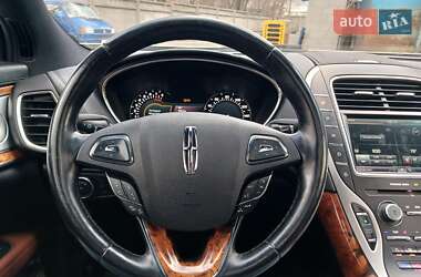 Внедорожник / Кроссовер Lincoln MKX 2015 в 