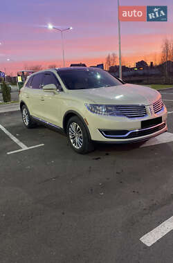 Внедорожник / Кроссовер Lincoln MKX 2015 в 