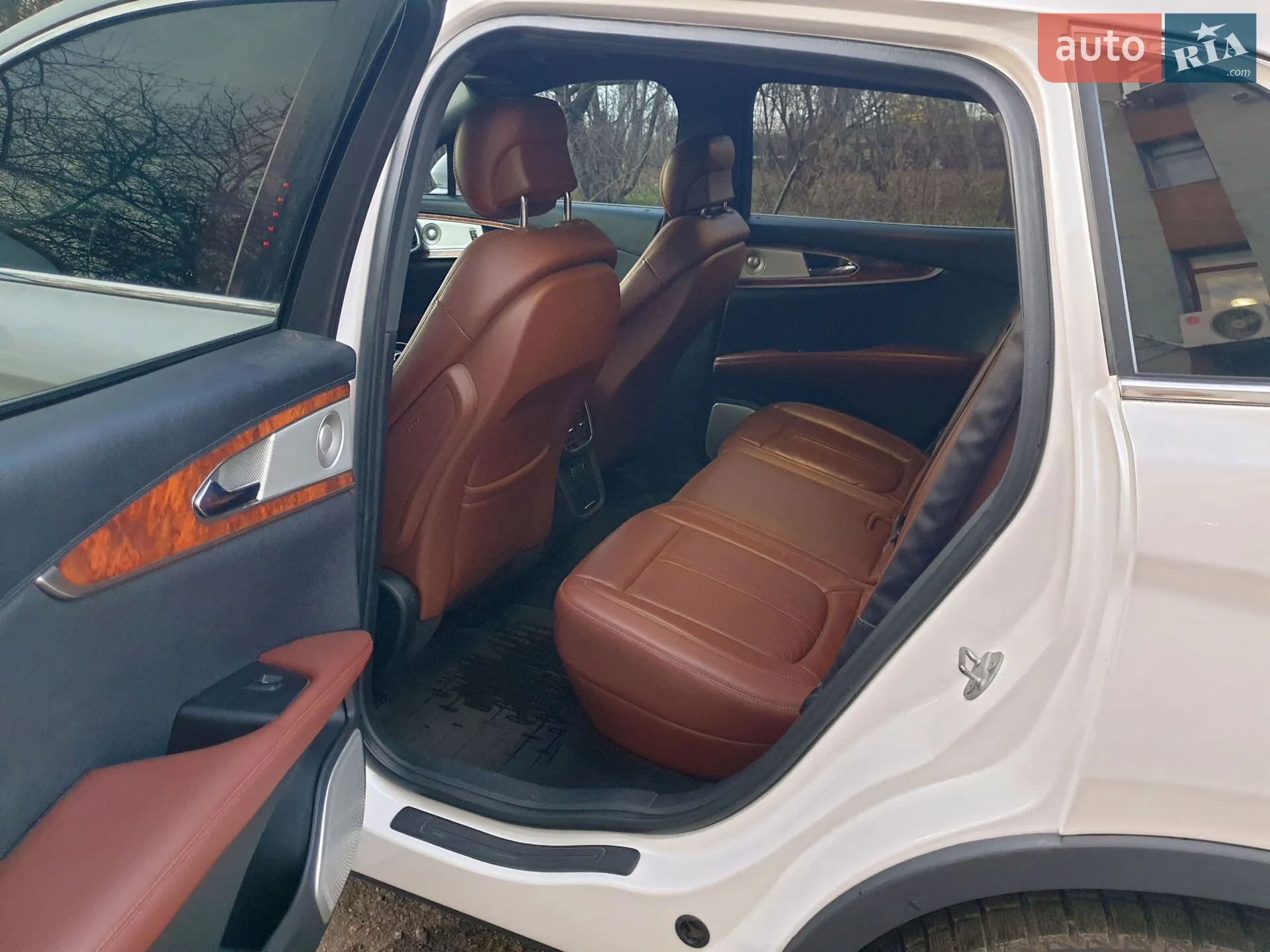 2017 Lincoln MKX - мініатюра 35