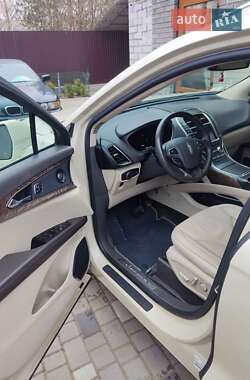 Внедорожник / Кроссовер Lincoln MKX 2015 в 