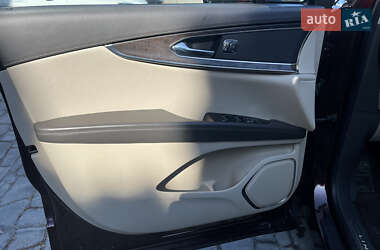 Внедорожник / Кроссовер Lincoln MKX 2017 в 