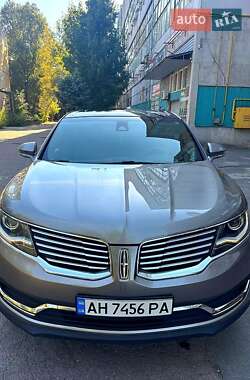 Внедорожник / Кроссовер Lincoln MKX 2015 в 