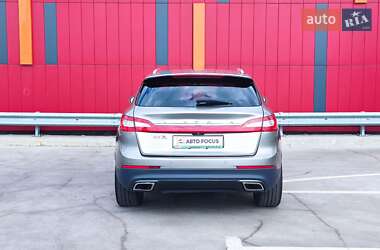 Внедорожник / Кроссовер Lincoln MKX 2016 в 