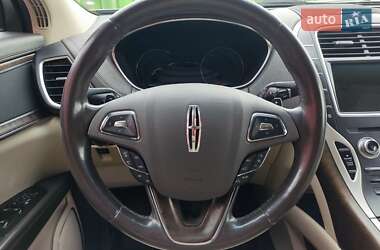 Внедорожник / Кроссовер Lincoln MKX 2016 в 