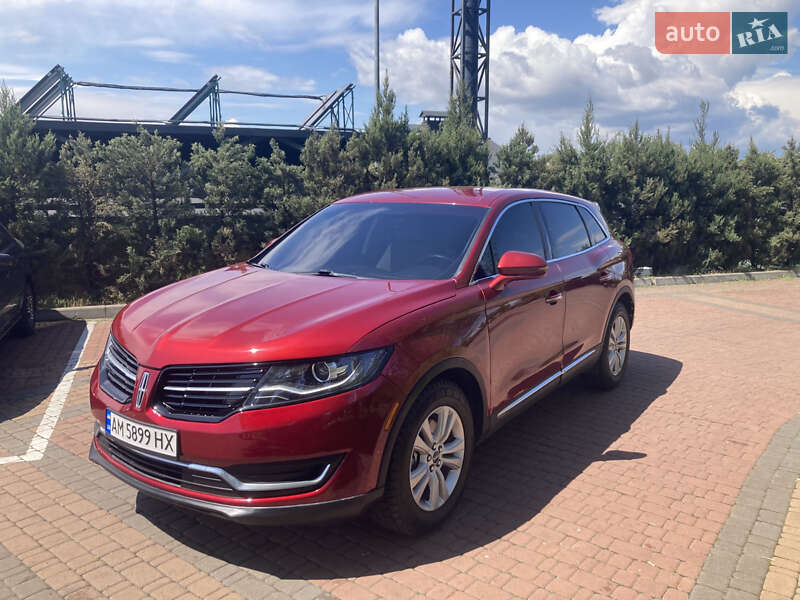 Внедорожник / Кроссовер Lincoln MKX 2017 в 
