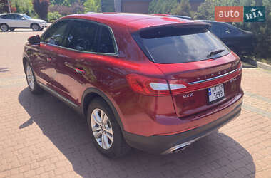 Внедорожник / Кроссовер Lincoln MKX 2017 в 