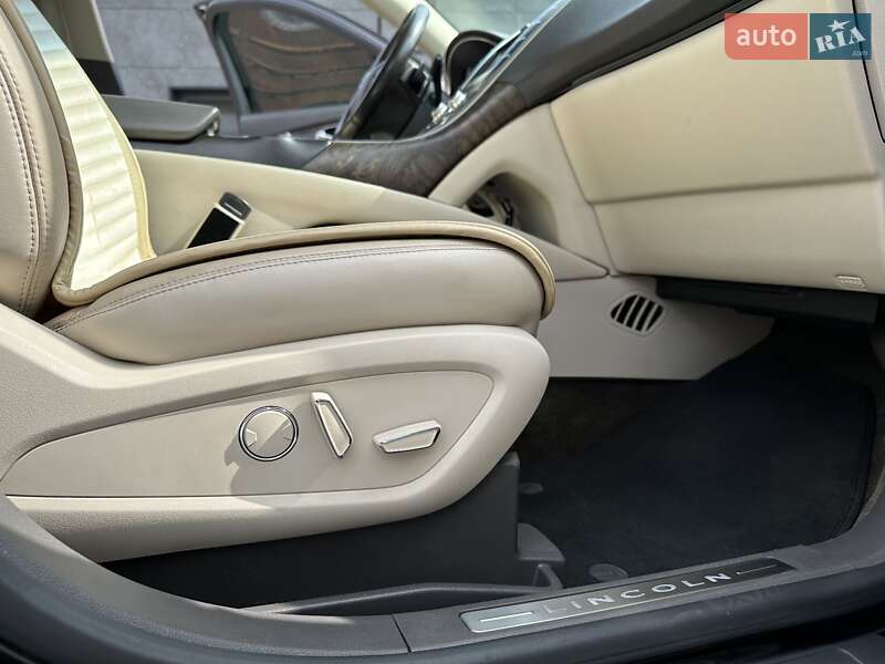 Внедорожник / Кроссовер Lincoln MKX 2015 в Лубнах
