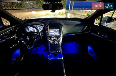 Внедорожник / Кроссовер Lincoln MKX 2015 в 