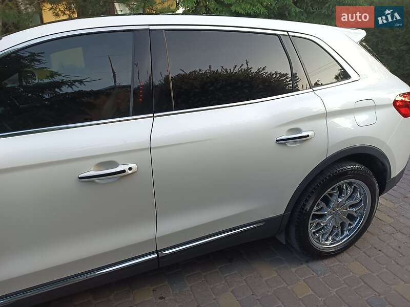 Позашляховик / Кросовер Lincoln MKX 2015 в Львові