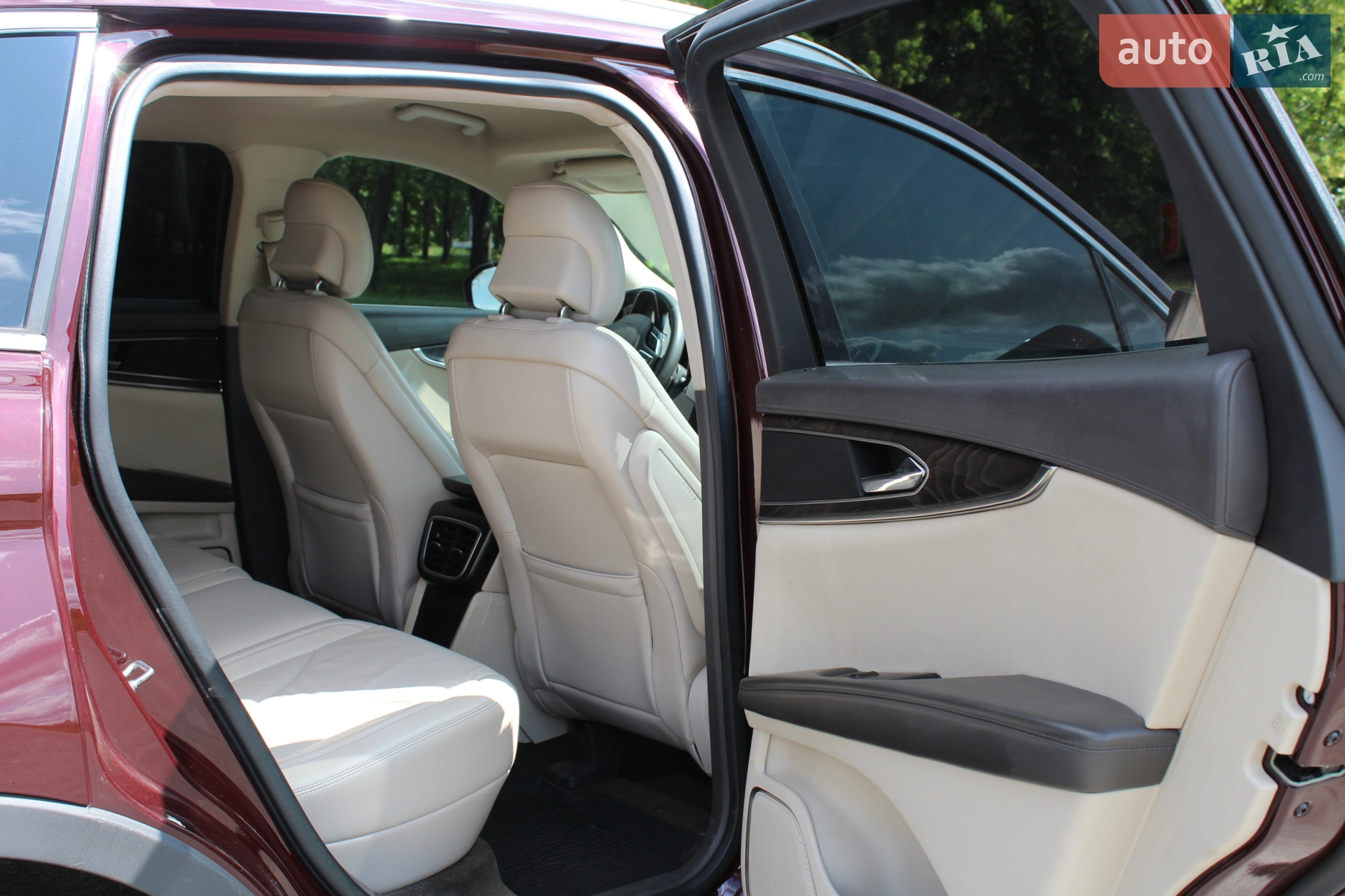 2017 Lincoln MKX - мініатюра 25