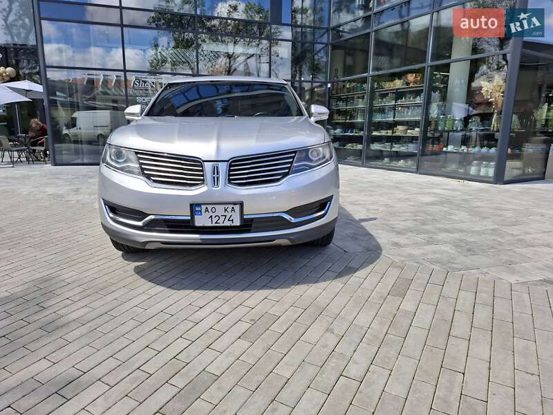 Внедорожник / Кроссовер Lincoln MKX 2017 в Ужгороде