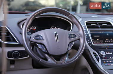 Внедорожник / Кроссовер Lincoln MKX 2015 в 