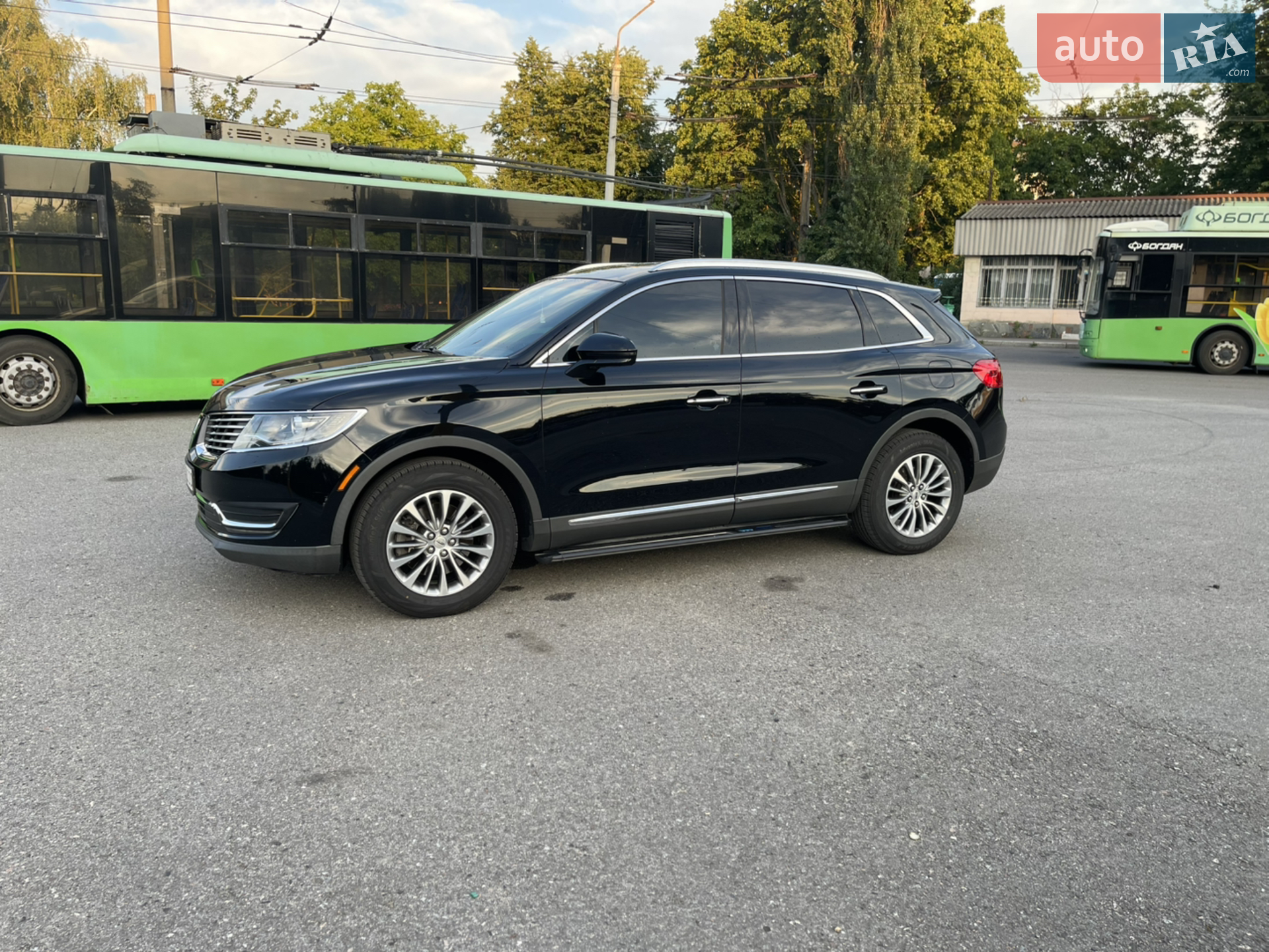 2016 Lincoln MKX - мініатюра 3