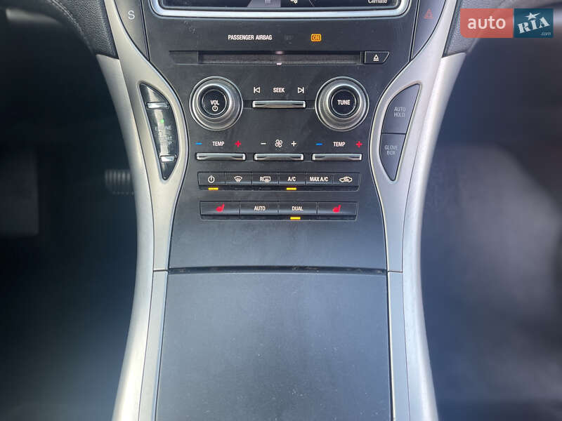 Внедорожник / Кроссовер Lincoln MKX 2015 в Владимире