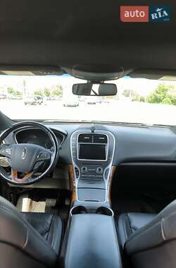 Внедорожник / Кроссовер Lincoln MKX 2016 в 
