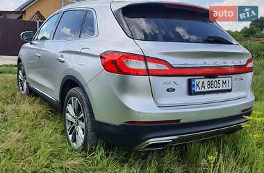 Внедорожник / Кроссовер Lincoln MKX 2016 в 