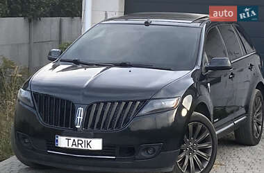 Внедорожник / Кроссовер Lincoln MKX 2011 в 