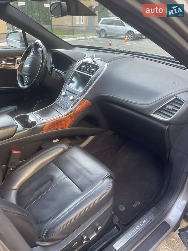 Позашляховик / Кросовер Lincoln MKX 2017 в Києві фото 16 Позашляховик / Кросовер Lincoln MKX 2017 в Києві