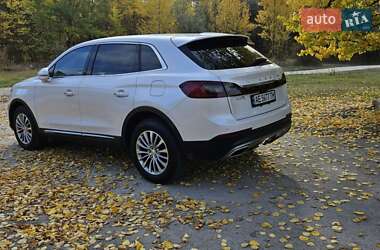 Позашляховик / Кросовер Lincoln MKX 2018 в  фото 11 Позашляховик / Кросовер Lincoln MKX 2018 в