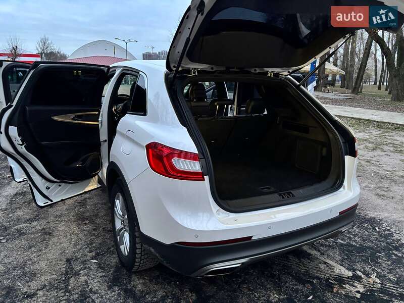Позашляховик / Кросовер Lincoln MKX 2016 в Києві
