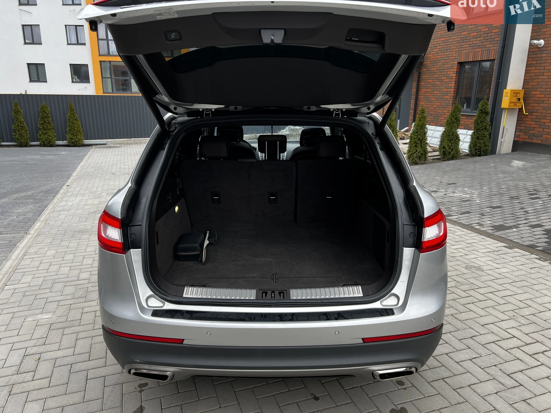 2016 Lincoln MKX - мініатюра 11