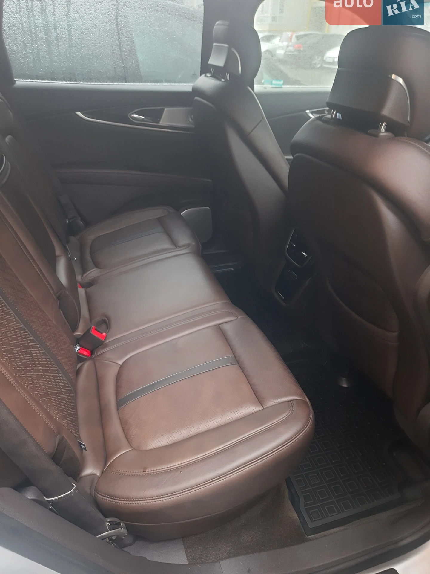 2016 Lincoln MKX - мініатюра 21