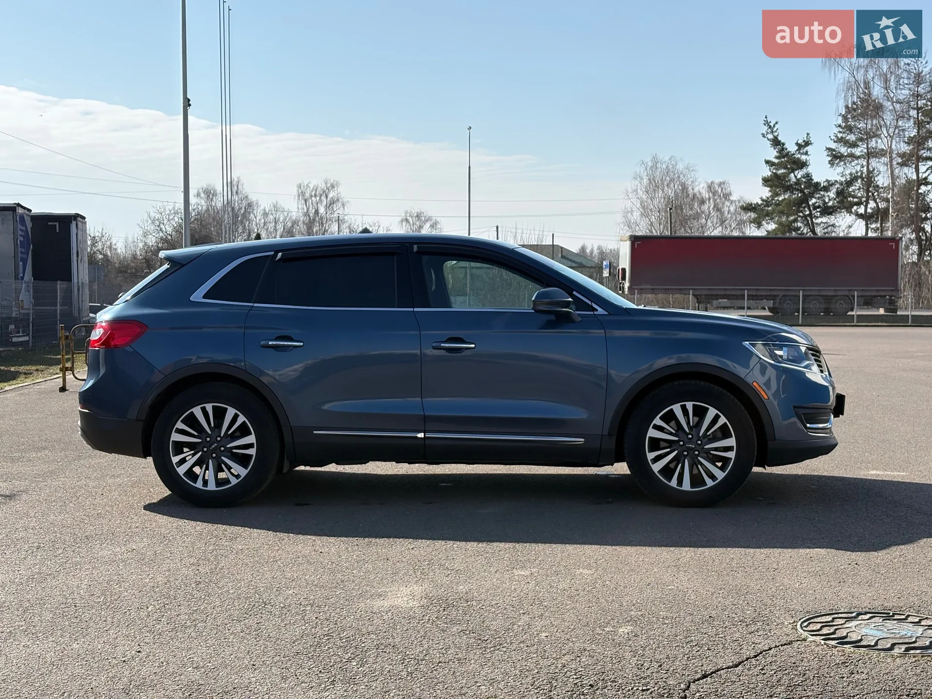 2018 Lincoln MKX - мініатюра 16