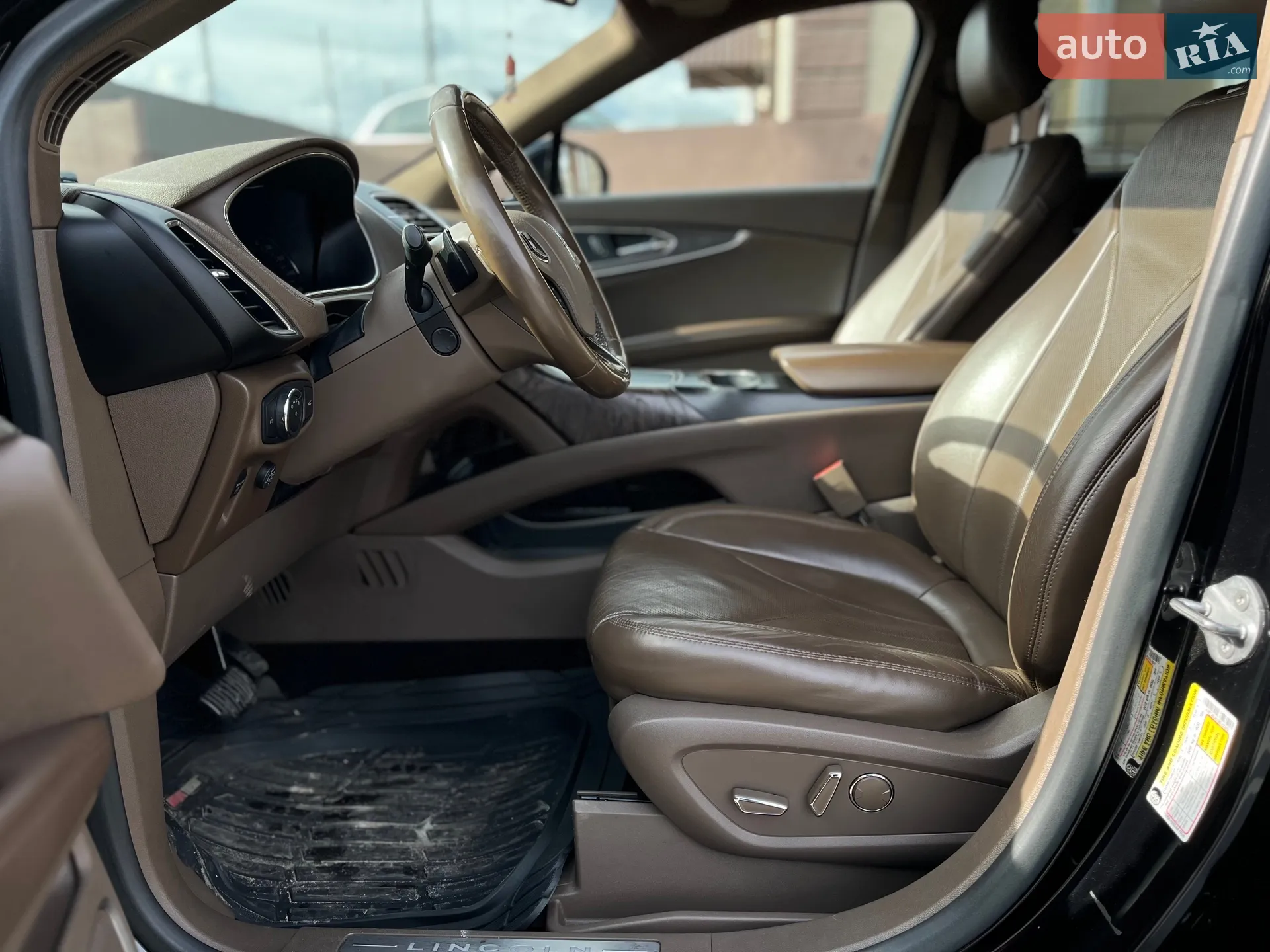 2015 Lincoln MKX - мініатюра 13