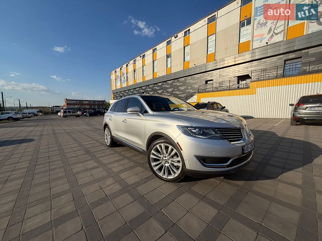 2016 Lincoln MKX - мініатюра 32