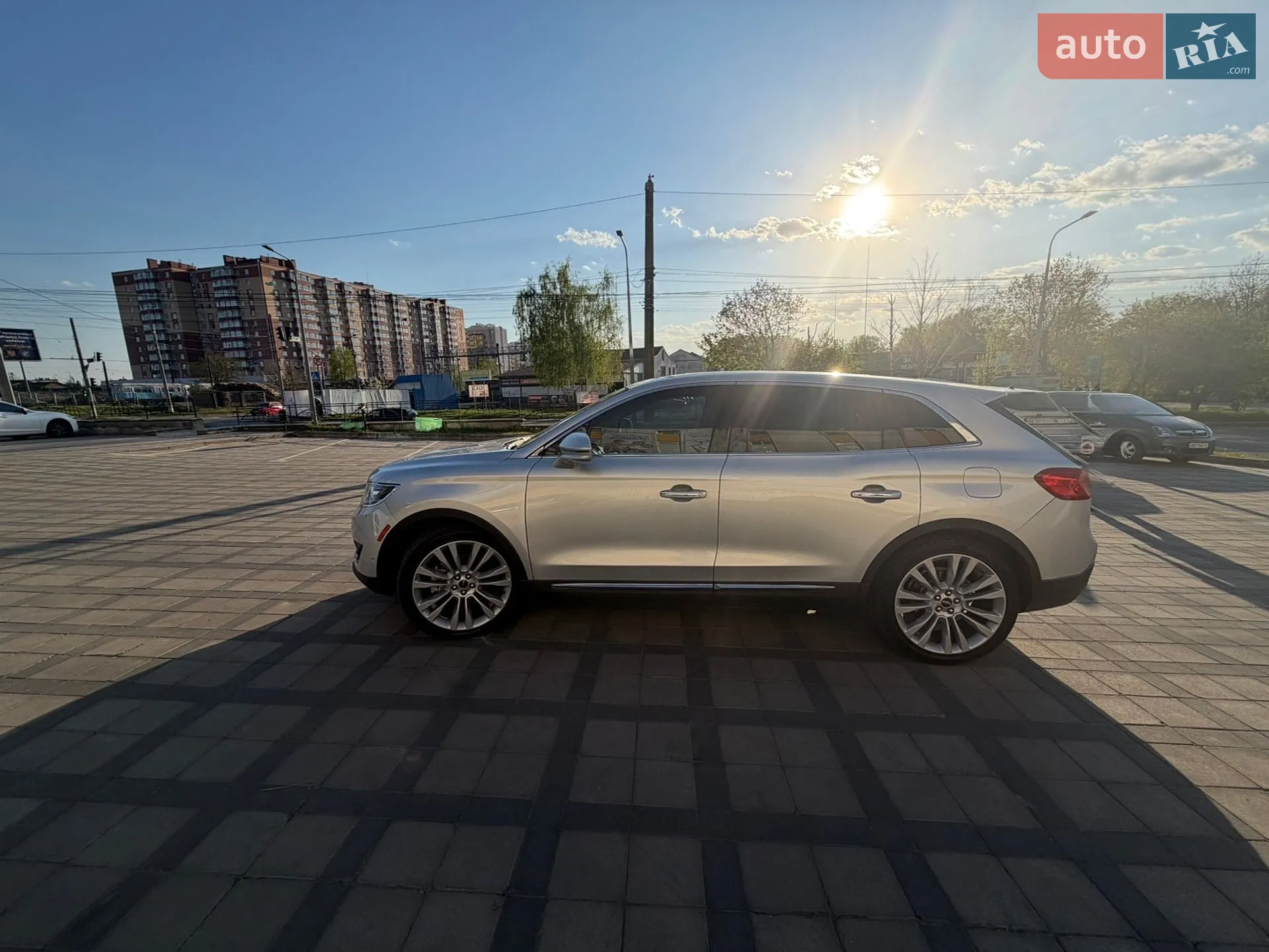 2016 Lincoln MKX - мініатюра 12